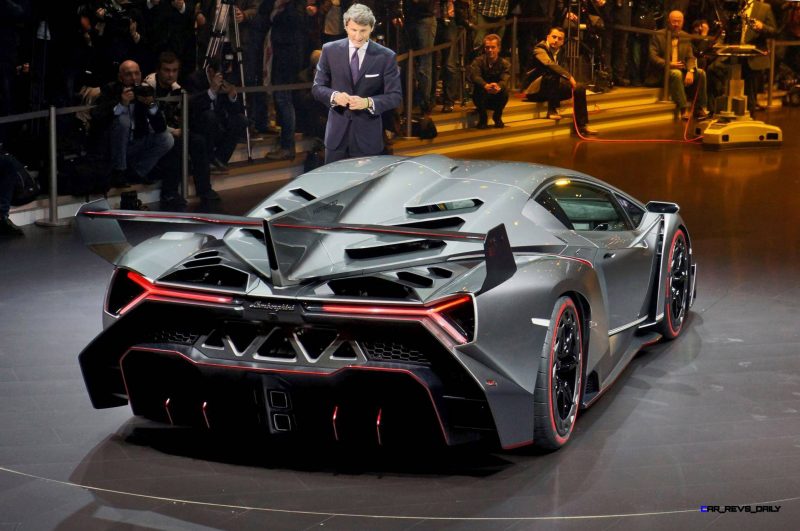 2013 Lamborghini VENENO Coupe 22