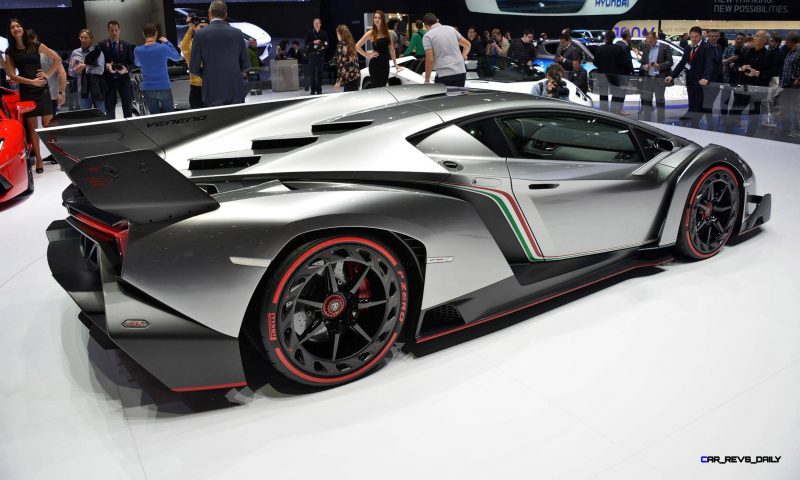 2013 Lamborghini VENENO Coupe 5