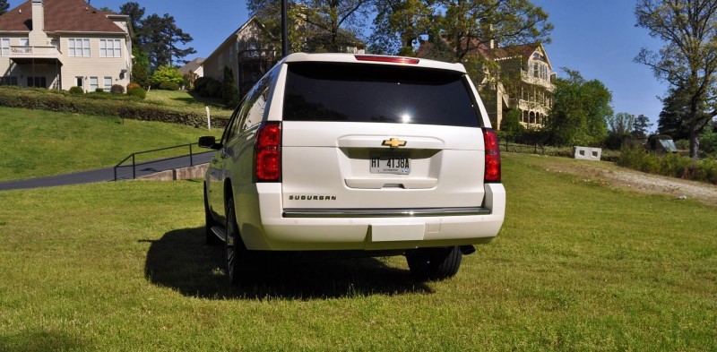 2015 Chevrolet Suburban LTZ 4WD White Diamond Tricoat 25