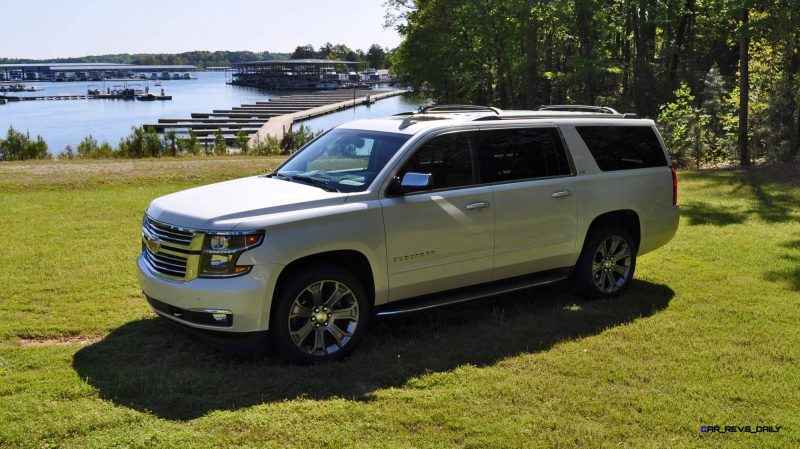 2015 Chevrolet Suburban LTZ 4WD White Diamond Tricoat 36