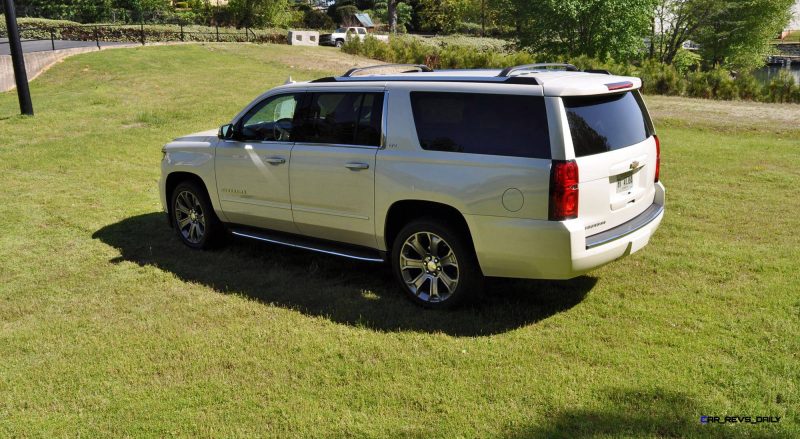 2015 Chevrolet Suburban LTZ 4WD White Diamond Tricoat 41