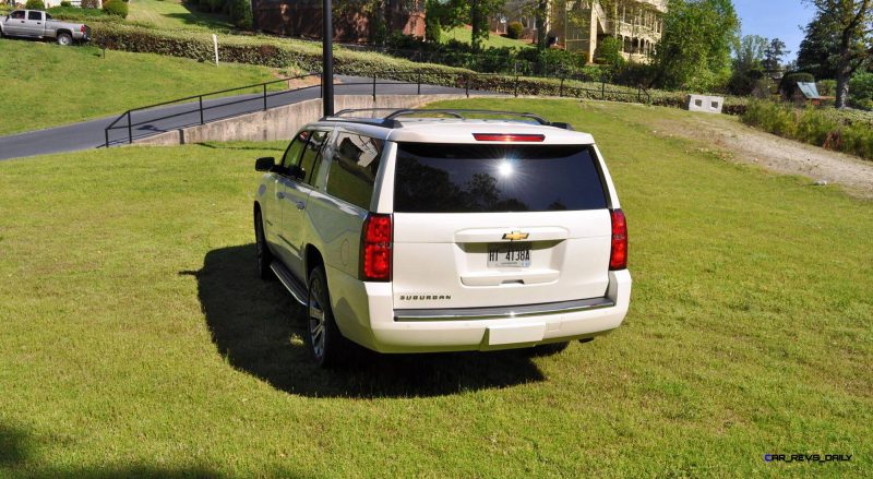 2015 Chevrolet Suburban LTZ 4WD White Diamond Tricoat 44