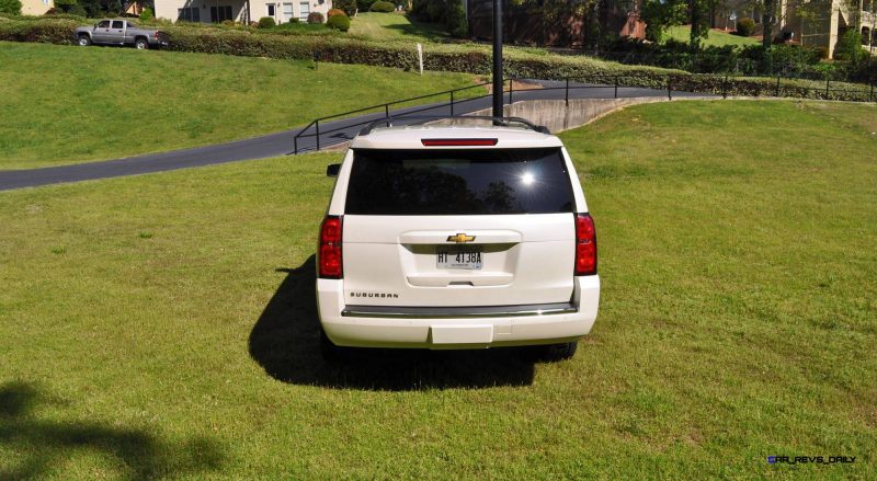 2015 Chevrolet Suburban LTZ 4WD White Diamond Tricoat 46