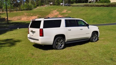 2015 Chevrolet Suburban LTZ 4WD White Diamond Tricoat 55