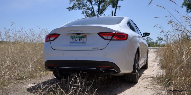 2015 Chrysler 200C V6 106