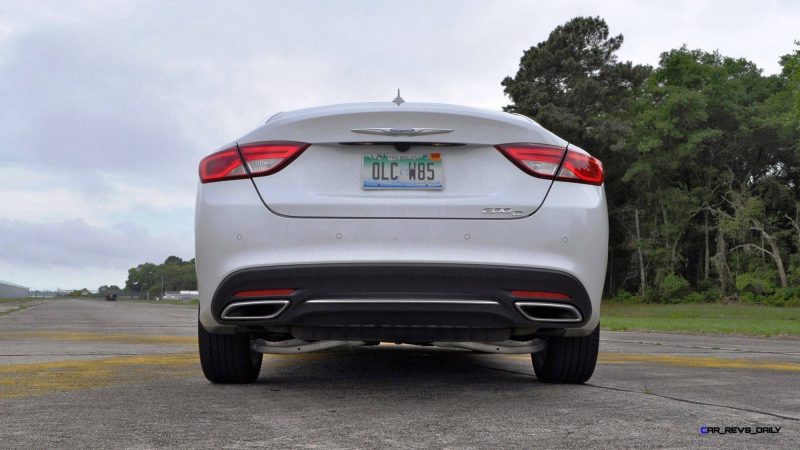 2015 Chrysler 200C V6 14