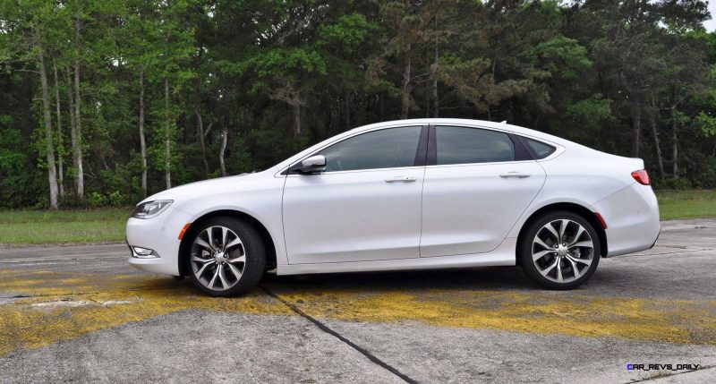 2015 Chrysler 200C V6 19