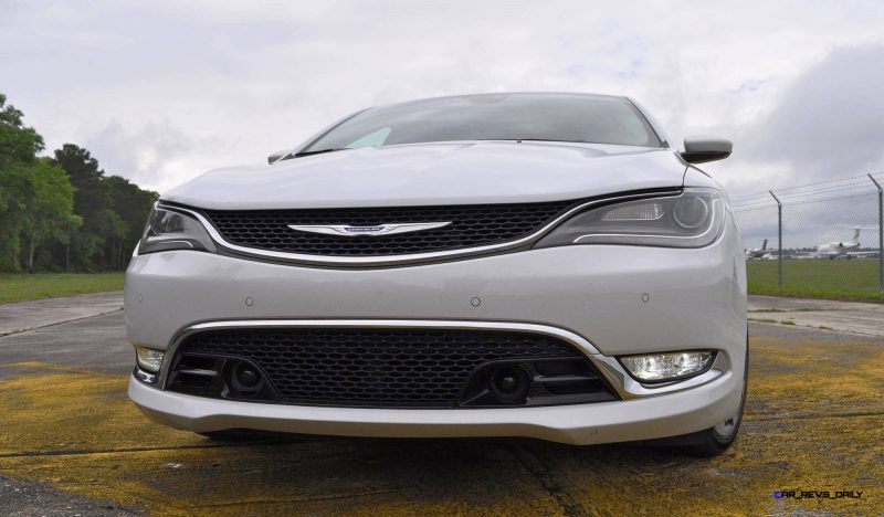 2015 Chrysler 200C V6 23