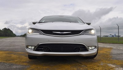 2015 Chrysler 200C V6 27