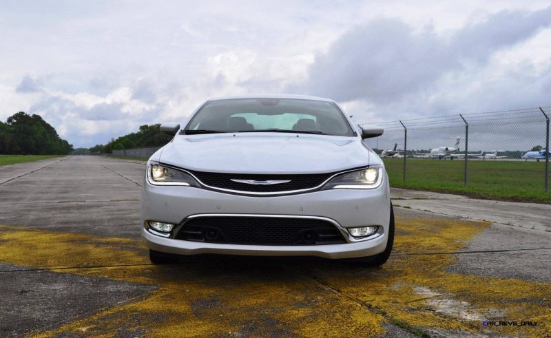 2015 Chrysler 200C V6 31