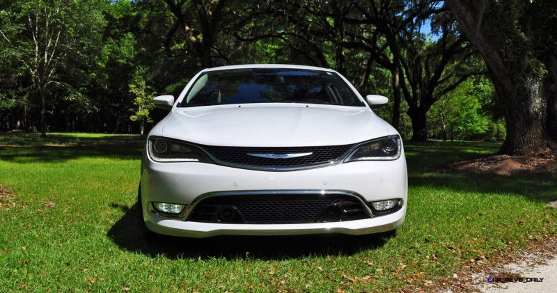 2015 Chrysler 200C V6 59