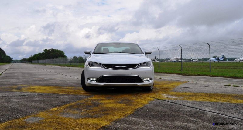 2015 Chrysler 200C V6 9