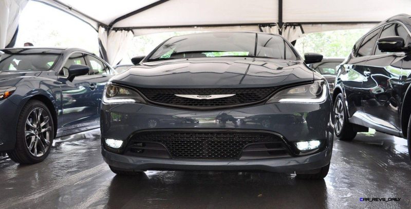 2015 Chrysler 200S Ceramic Blue 11