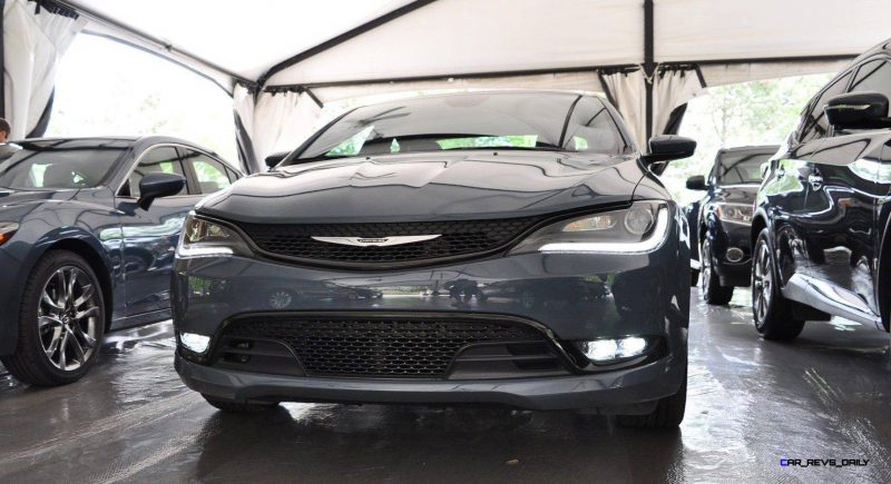 2015 Chrysler 200S Ceramic Blue 14