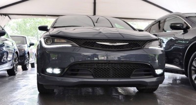 2015 Chrysler 200S Ceramic Blue 5