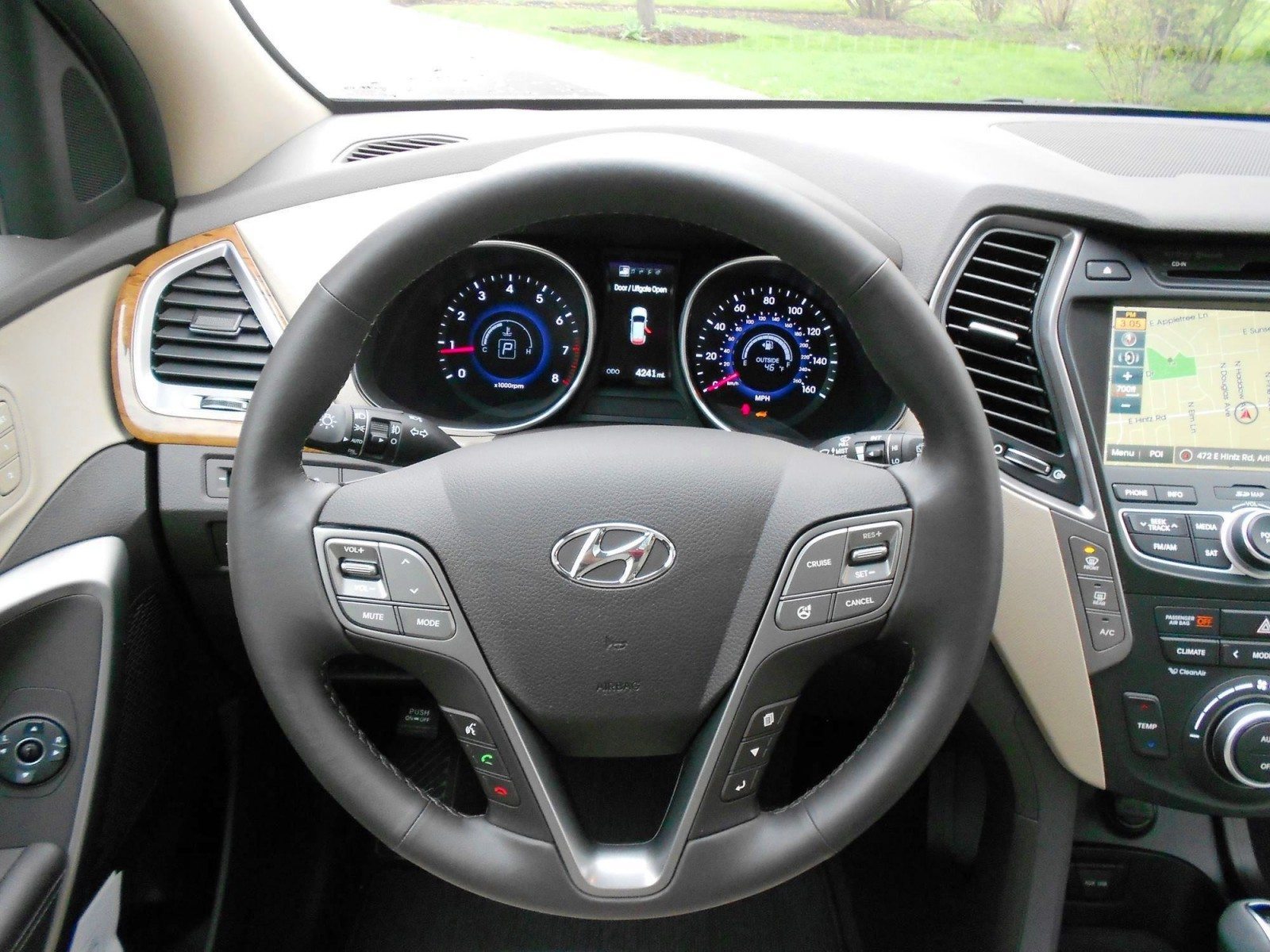 2015 Hyundai Santa Fe Limited AWD 12