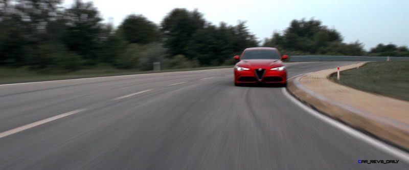 2016 Alfa Romeo Guilia Dynamic Screencaps 19