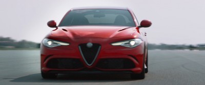 2016 Alfa Romeo Guilia Dynamic Screencaps 33