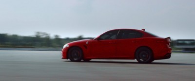 2016 Alfa Romeo Guilia Dynamic Screencaps 35