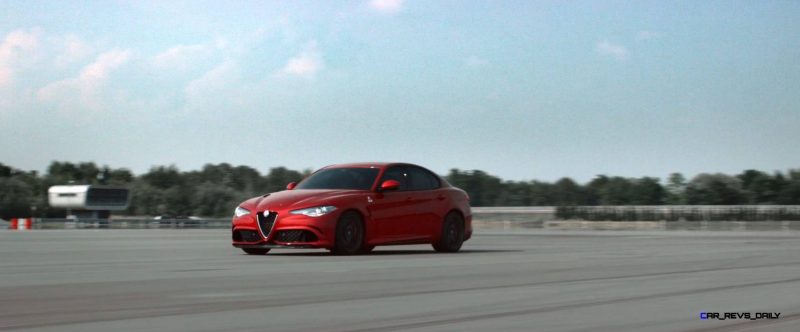 2016 Alfa Romeo Guilia Dynamic Screencaps 42