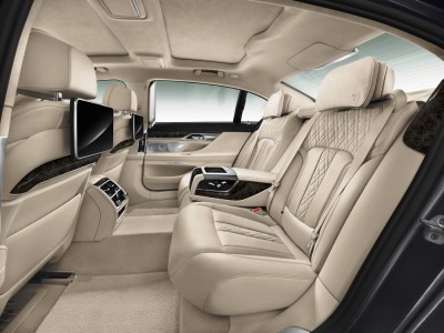 2016 BMW 7 Series Interior Photos 10