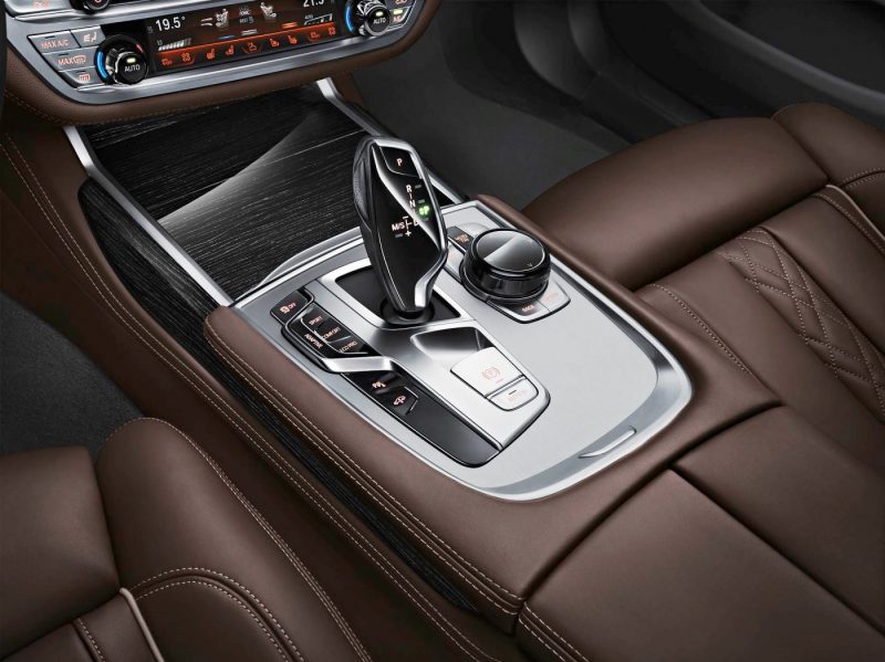 2016 BMW 7 Series Interior Photos 16