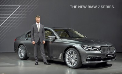 2016 BMW 7 Series Reveal 11