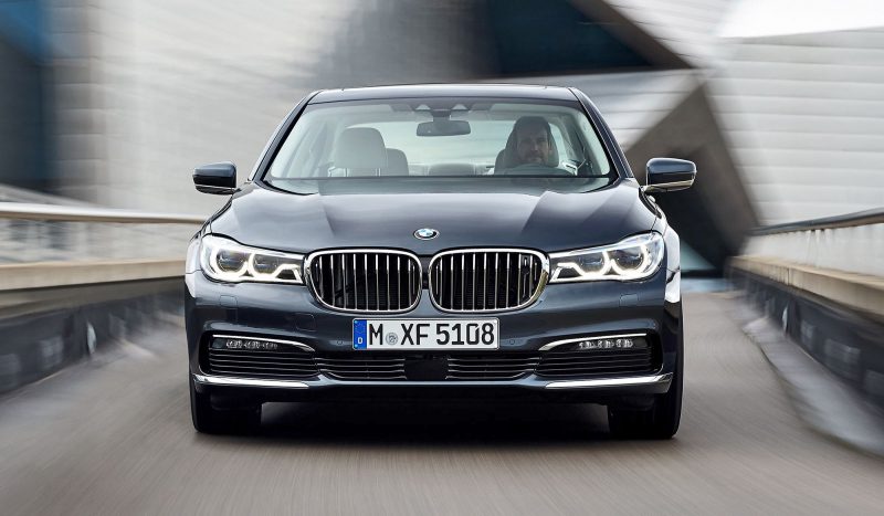 2016 BMW 750 Exterior Photos 1