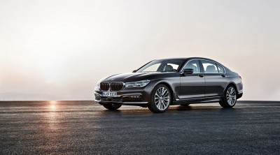 2016 BMW 750 Exterior Photos 10