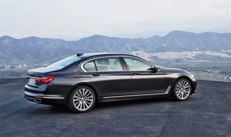 2016 BMW 750 Exterior Photos 15