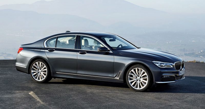 2016 BMW 750 Exterior Photos 5