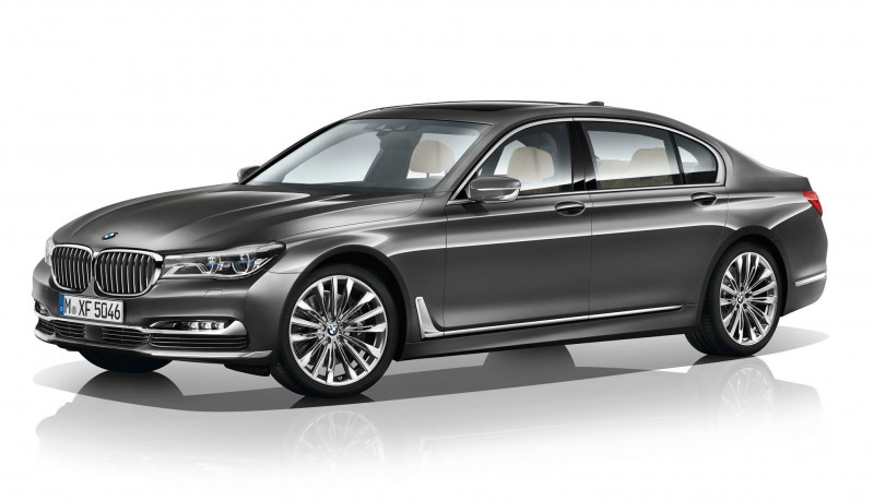 2016 BMW 750 Exterior Photos 50