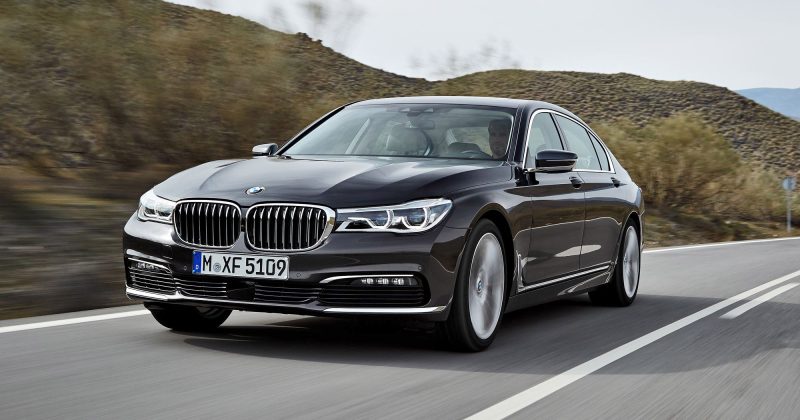 2016 BMW 750 Exterior Photos 7