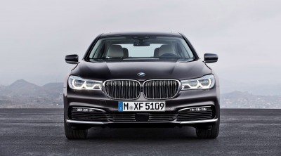 2016 BMW 750 Exterior Photos 9