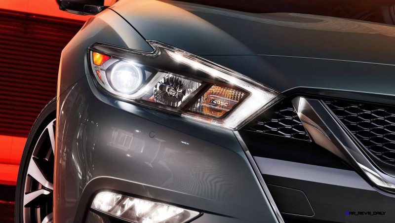 2016-nissan-maxima-signature-lighting-LED-detail-zoom-hd copy