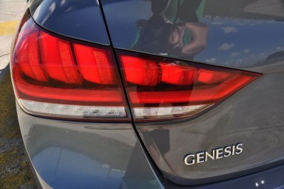 2015 Hyundai GENESIS 3