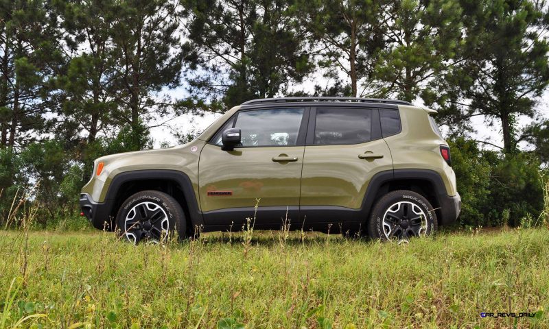 2015 Jeep RENEGADE Trailhawk Review 16