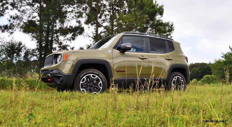 2015 Jeep RENEGADE Trailhawk Review 17