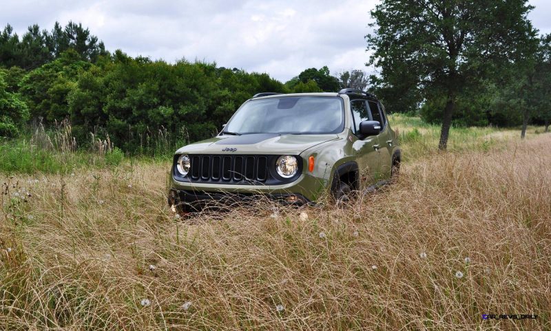 2015 Jeep RENEGADE Trailhawk Review 23