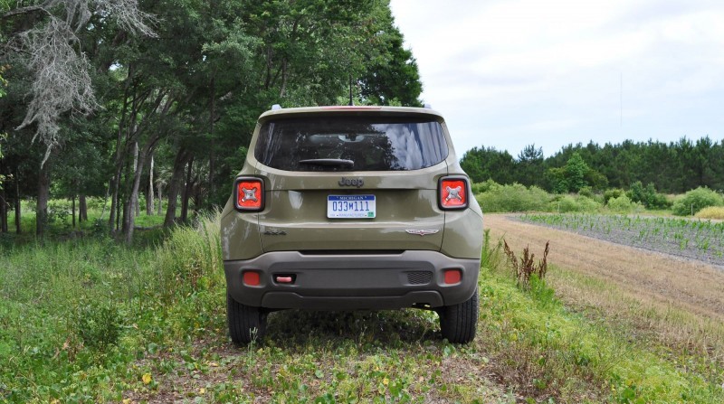 2015 Jeep RENEGADE Trailhawk Review 37