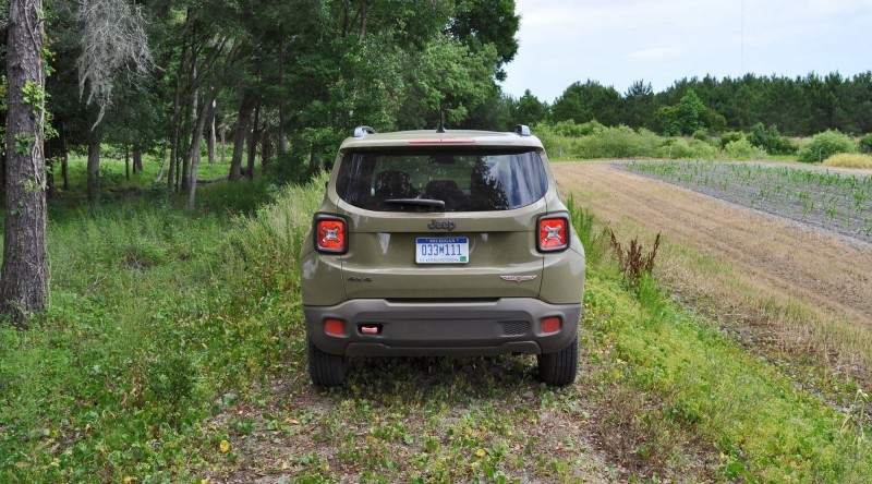 2015 Jeep RENEGADE Trailhawk Review 38