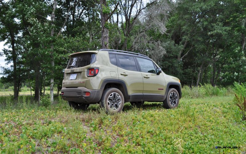 2015 Jeep RENEGADE Trailhawk Review 39