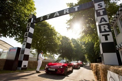 2015 Mazda LM55 Vision GT Tops Goodwood With 787B LeMans Legend 51