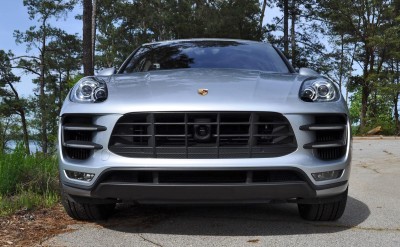 2015 Porsche MACAN TURBO Review Photos 16