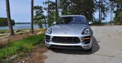 2015 Porsche MACAN TURBO Review Photos 25