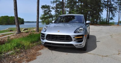 2015 Porsche MACAN TURBO Review Photos 27