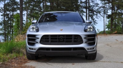 2015 Porsche MACAN TURBO Review Photos 3