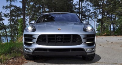 2015 Porsche MACAN TURBO Review Photos 30