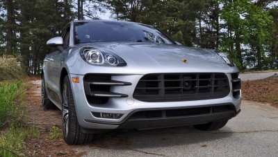 2015 Porsche MACAN TURBO Review Photos 4