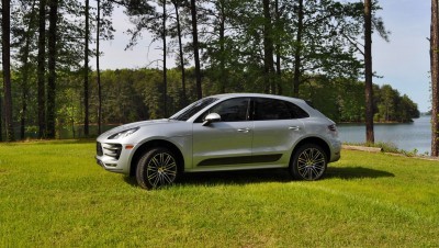 2015 Porsche Macan Turbo Review 21